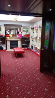 Продам готовый бизнес, Донецк,  магазин детской   одежды и обуви